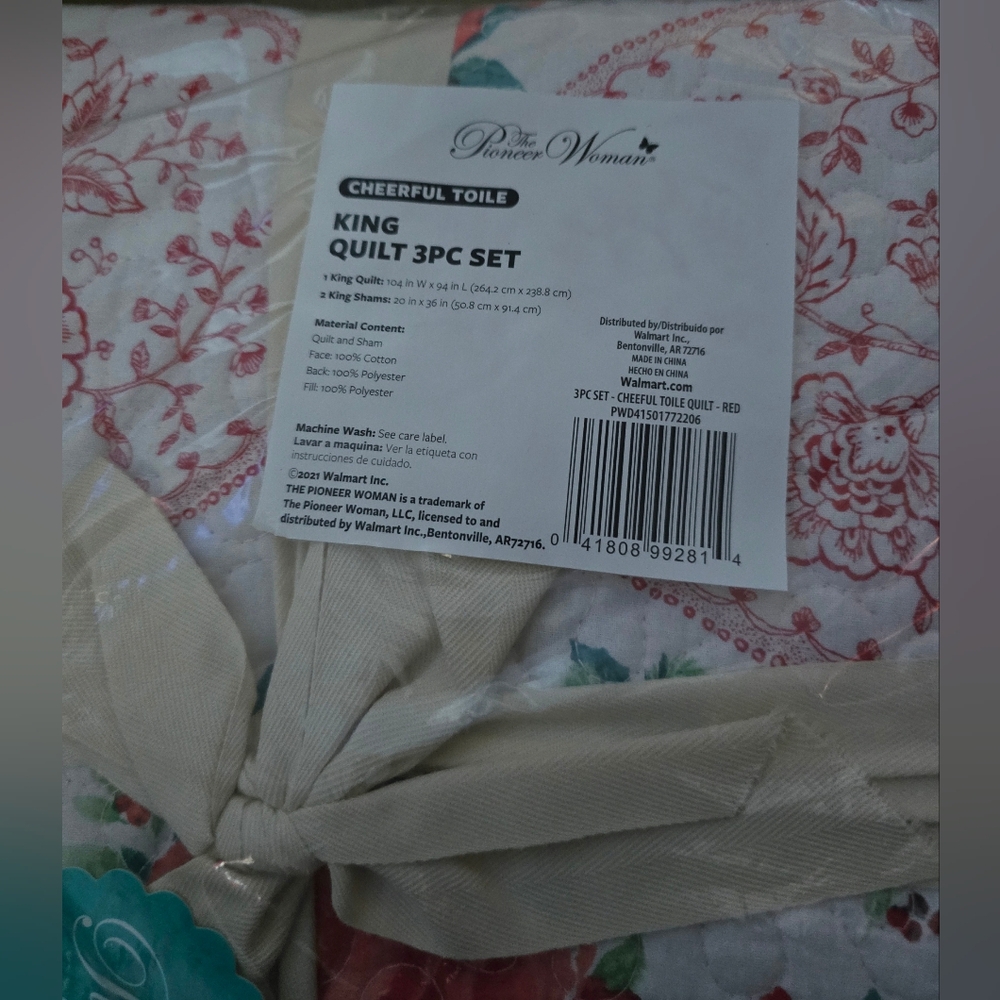 Pioneer Woman Quilt King Set Cherful Toile - Picture 2 of 6